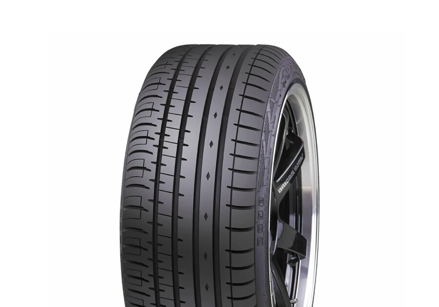 225/50 R17 ACCELERA PHi-R