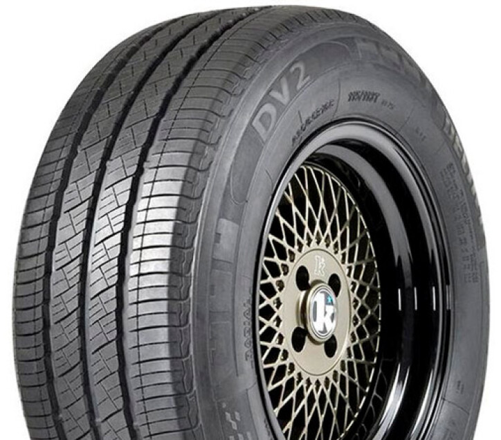 235/65 R16C Delinte DV2