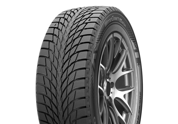 235/45 R18 Kumho WINTERCRAFT ICE WI51 XL
