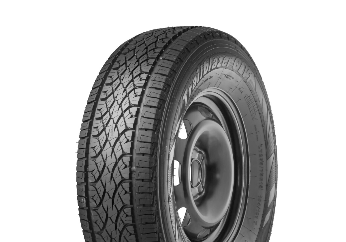 235/75 R15 LANDSAIL CLV1