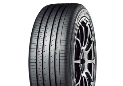 225/55 R17 Yokohama ADVAN DB V-553