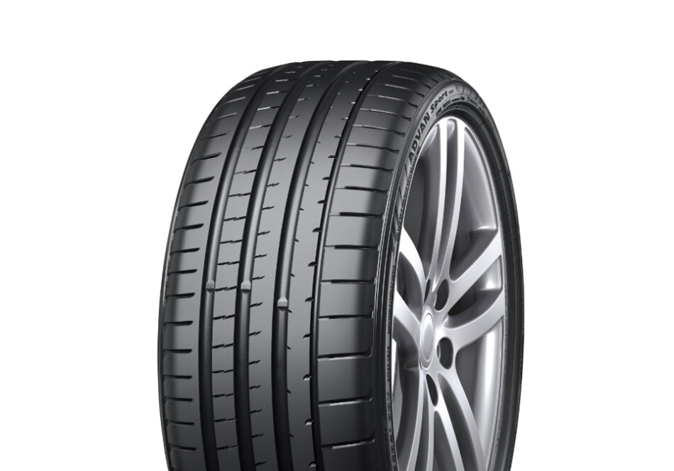 255/40 R21 Yokohama V107